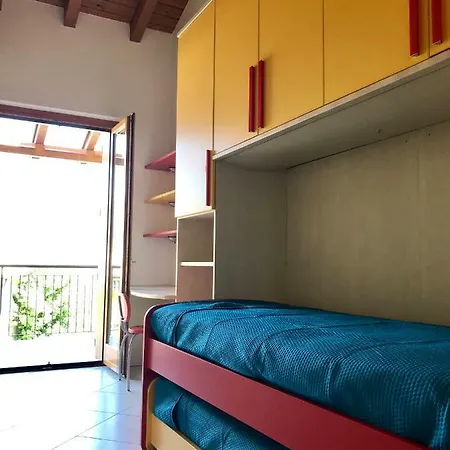 Iris Holiday home Garda (Verona)